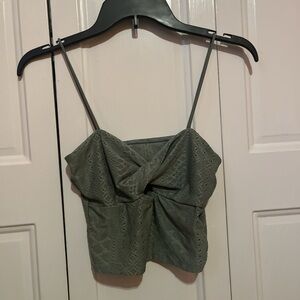Tank top size small